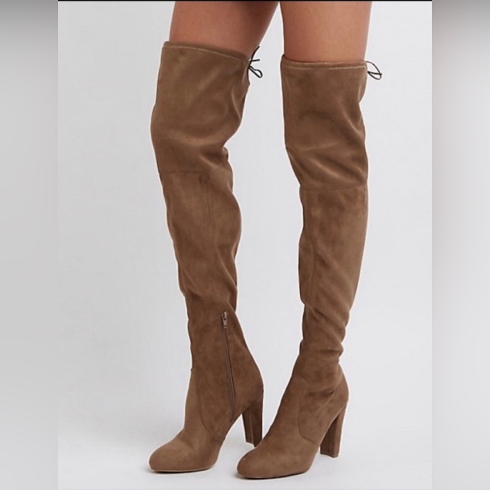 Charlotte Russe Taupe Boots‎ Size 8